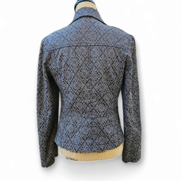 Ann Taylor Loft Black/Gray Floral Design Diamond Trellis Jacket, Size 2 - Picture 5 of 6